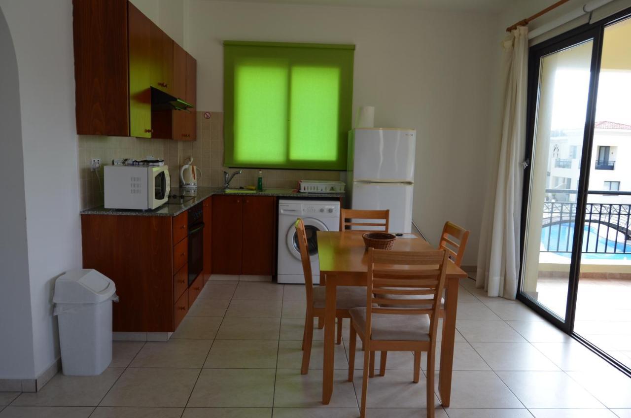 Faros Beach Apartment A102 Pafos Dış mekan fotoğraf