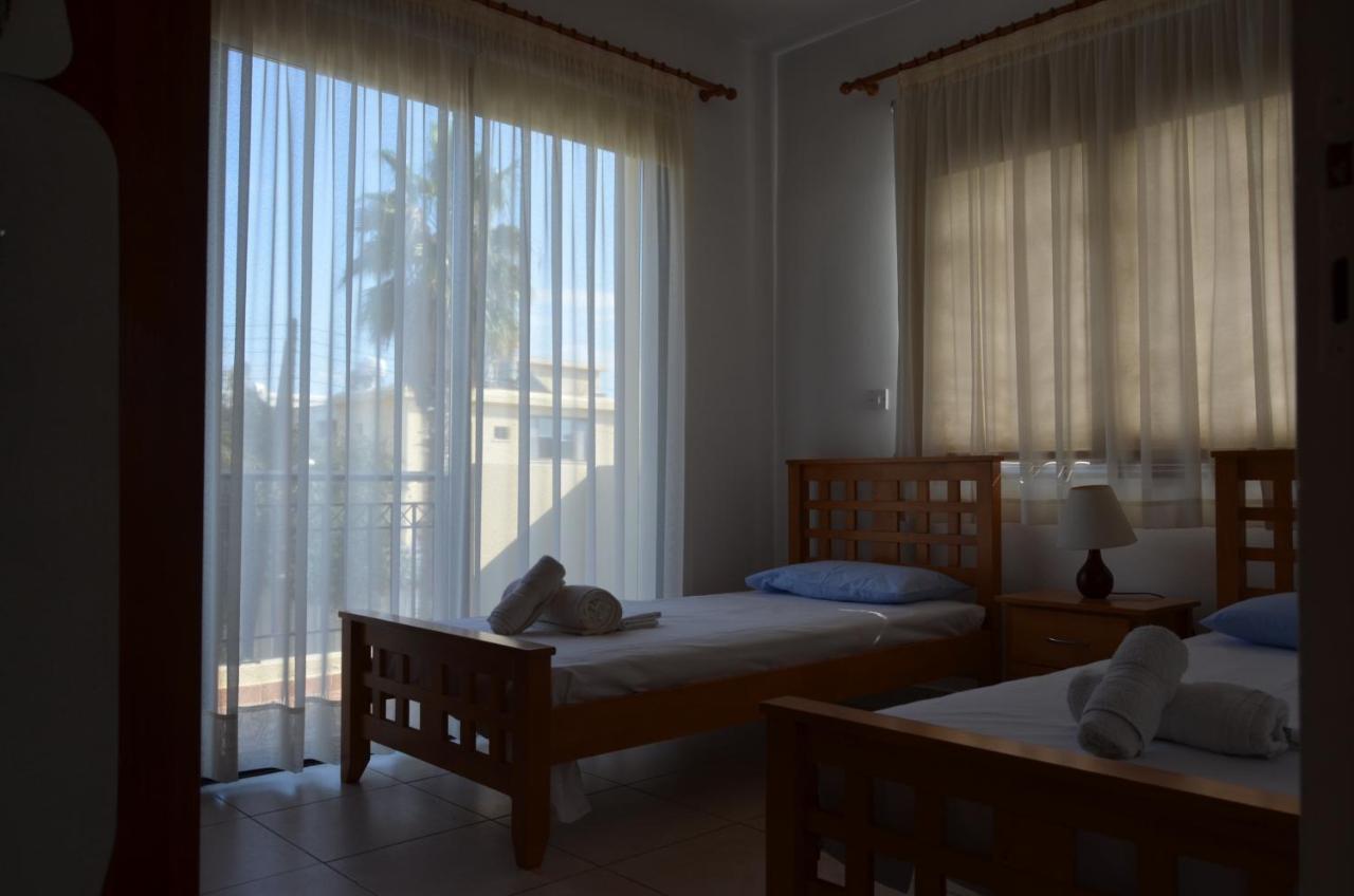 Faros Beach Apartment A102 Pafos Dış mekan fotoğraf