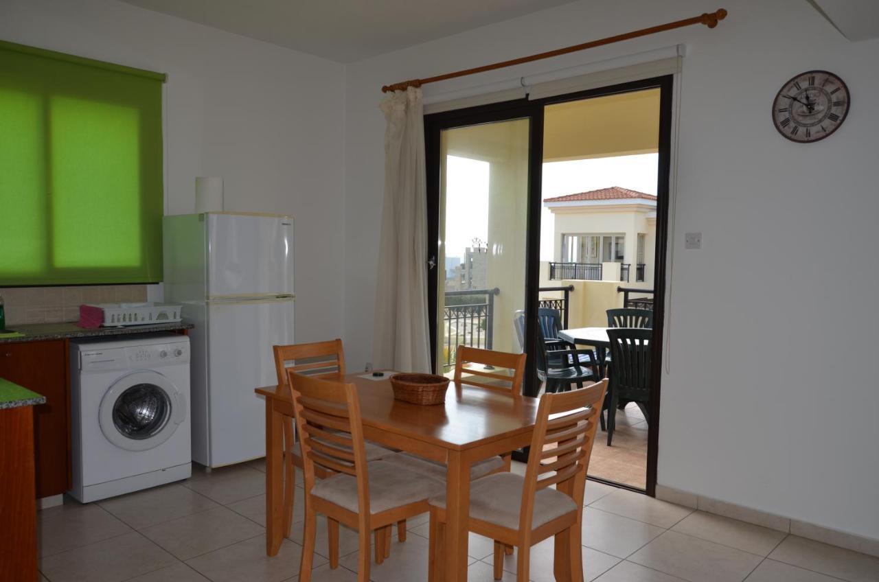 Faros Beach Apartment A102 Pafos Dış mekan fotoğraf