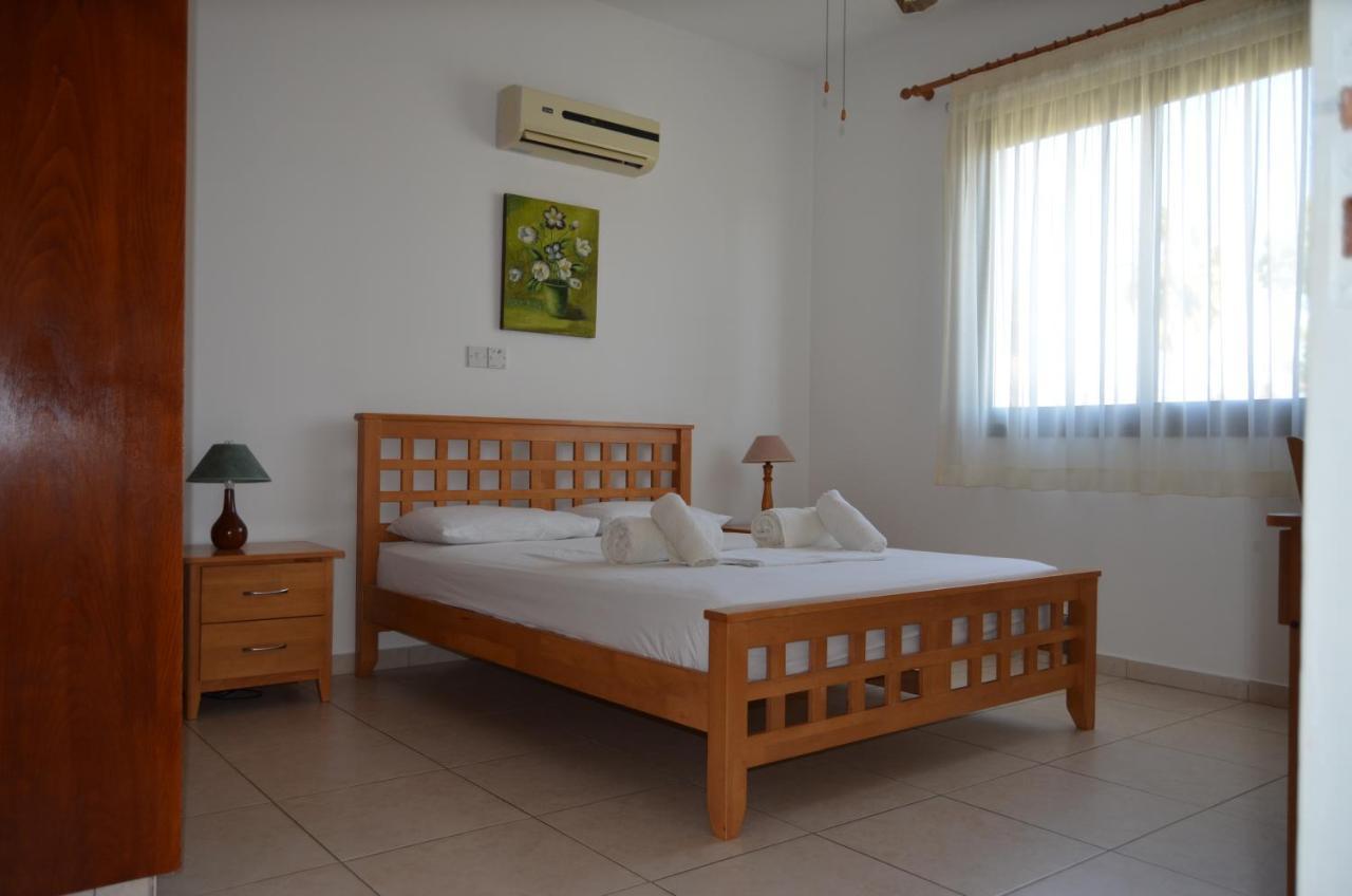 Faros Beach Apartment A102 Pafos Dış mekan fotoğraf